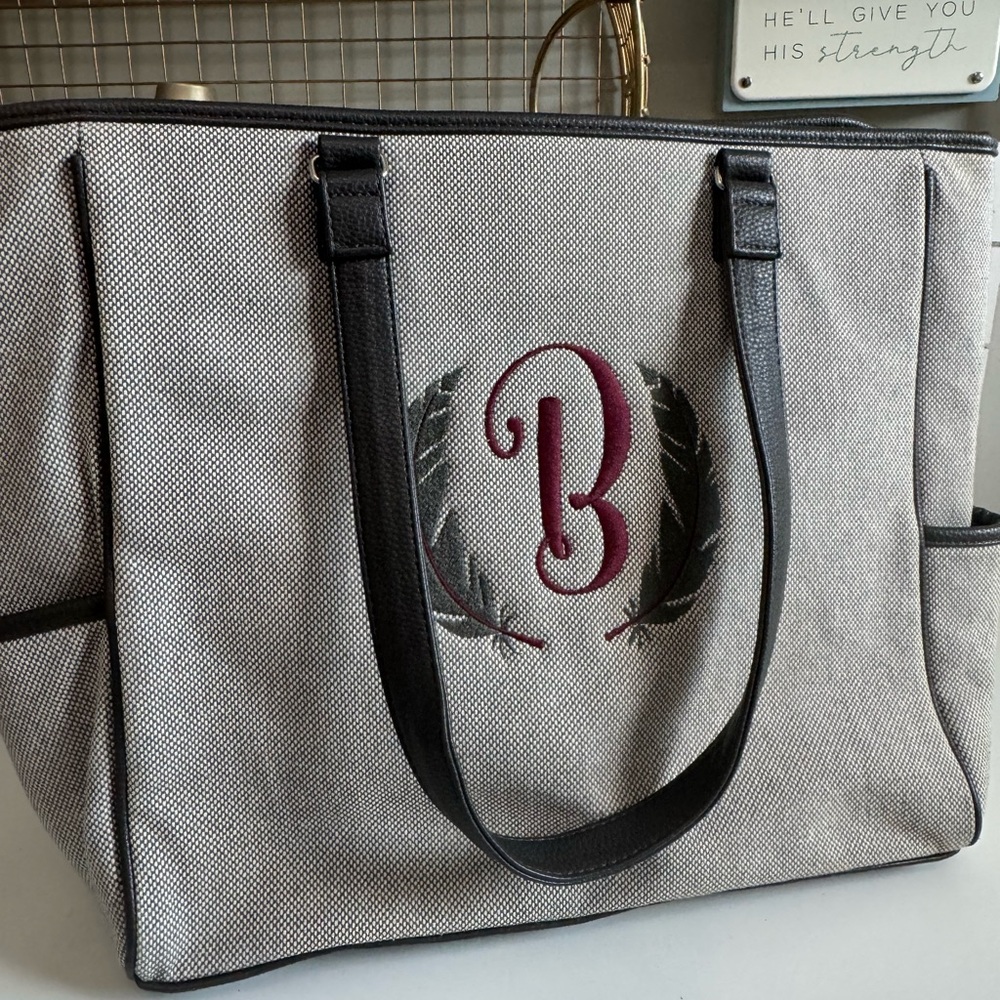 Cindy Tote with embroidered B with feathers. EUC